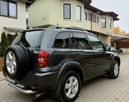 Серый Тойота РАВ 4, объемом двигателя 2 л и пробегом 320 тыс. км за 7700 $, фото 5 на Automoto.ua