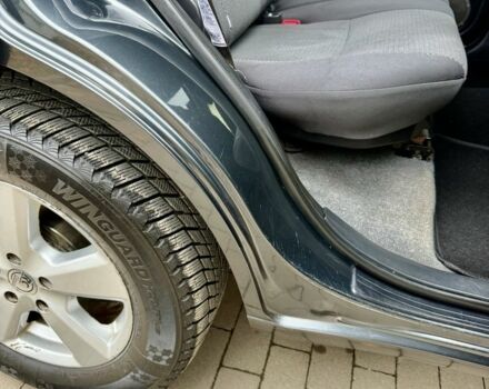 Серый Тойота РАВ 4, объемом двигателя 2 л и пробегом 320 тыс. км за 7700 $, фото 18 на Automoto.ua