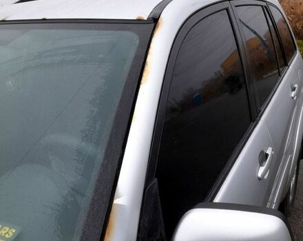 Серый Тойота РАВ 4, объемом двигателя 2 л и пробегом 331 тыс. км за 5500 $, фото 3 на Automoto.ua