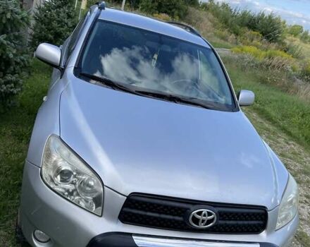 Серый Тойота РАВ 4, объемом двигателя 2.2 л и пробегом 264 тыс. км за 7500 $, фото 6 на Automoto.ua