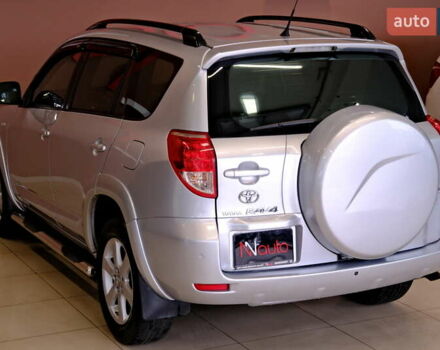 Сірий Тойота РАВ 4, об'ємом двигуна 2.36 л та пробігом 164 тис. км за 9900 $, фото 13 на Automoto.ua