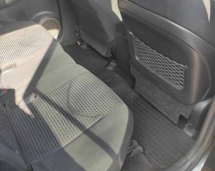 Серый Тойота РАВ 4, объемом двигателя 2.23 л и пробегом 290 тыс. км за 8000 $, фото 7 на Automoto.ua