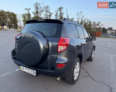 Сірий Тойота РАВ 4, об'ємом двигуна 2 л та пробігом 260 тис. км за 8700 $, фото 6 на Automoto.ua