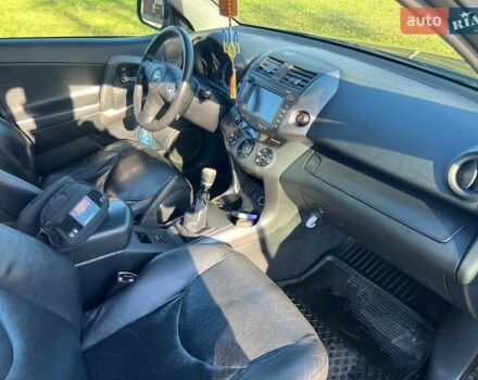 Серый Тойота РАВ 4, объемом двигателя 2.23 л и пробегом 310 тыс. км за 8800 $, фото 7 на Automoto.ua