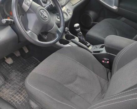 Серый Тойота РАВ 4, объемом двигателя 2.23 л и пробегом 290 тыс. км за 8000 $, фото 13 на Automoto.ua