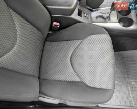 Сірий Тойота РАВ 4, об'ємом двигуна 2 л та пробігом 170 тис. км за 8699 $, фото 35 на Automoto.ua