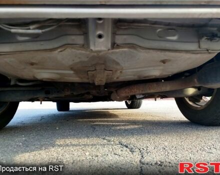 Серый Тойота РАВ 4, объемом двигателя 2 л и пробегом 196 тыс. км за 9100 $, фото 2 на Automoto.ua