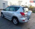 Сірий Тойота РАВ 4, об'ємом двигуна 2 л та пробігом 196 тис. км за 9100 $, фото 3 на Automoto.ua
