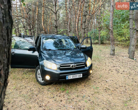 Серый Тойота РАВ 4, объемом двигателя 2.2 л и пробегом 300 тыс. км за 7300 $, фото 22 на Automoto.ua
