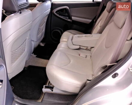Сірий Тойота РАВ 4, об'ємом двигуна 2.36 л та пробігом 164 тис. км за 9900 $, фото 27 на Automoto.ua