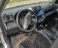 Серый Тойота РАВ 4, объемом двигателя 2 л и пробегом 162 тыс. км за 9900 $, фото 5 на Automoto.ua