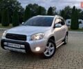 Сірий Тойота РАВ 4, об'ємом двигуна 2 л та пробігом 194 тис. км за 7299 $, фото 1 на Automoto.ua