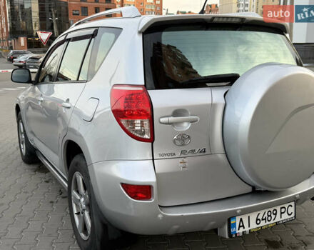 Сірий Тойота РАВ 4, об'ємом двигуна 2 л та пробігом 238 тис. км за 9999 $, фото 17 на Automoto.ua