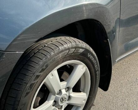 Сірий Тойота РАВ 4, об'ємом двигуна 2 л та пробігом 223 тис. км за 10000 $, фото 2 на Automoto.ua