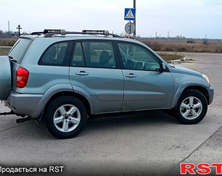 Серый Тойота РАВ 4, объемом двигателя 2 л и пробегом 250 тыс. км за 4250 $, фото 2 на Automoto.ua