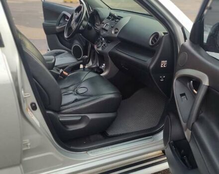 Серый Тойота РАВ 4, объемом двигателя 2 л и пробегом 424 тыс. км за 9000 $, фото 22 на Automoto.ua