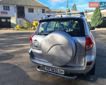 Серый Тойота РАВ 4, объемом двигателя 2 л и пробегом 146 тыс. км за 10600 $, фото 22 на Automoto.ua