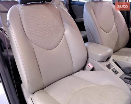 Сірий Тойота РАВ 4, об'ємом двигуна 2.36 л та пробігом 164 тис. км за 9900 $, фото 36 на Automoto.ua