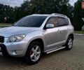 Сірий Тойота РАВ 4, об'ємом двигуна 2 л та пробігом 194 тис. км за 7299 $, фото 4 на Automoto.ua
