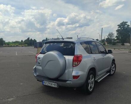 Серый Тойота РАВ 4, объемом двигателя 2 л и пробегом 424 тыс. км за 9000 $, фото 4 на Automoto.ua