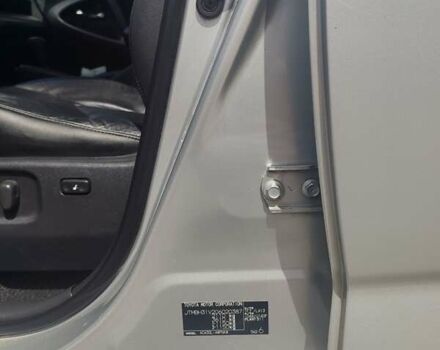 Серый Тойота РАВ 4, объемом двигателя 2 л и пробегом 424 тыс. км за 9000 $, фото 13 на Automoto.ua