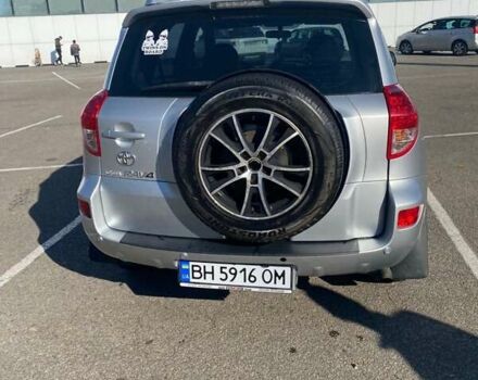 Сірий Тойота РАВ 4, об'ємом двигуна 2 л та пробігом 254 тис. км за 8800 $, фото 2 на Automoto.ua