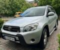 Сірий Тойота РАВ 4, об'ємом двигуна 2 л та пробігом 235 тис. км за 8500 $, фото 1 на Automoto.ua