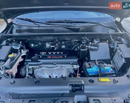 Серый Тойота РАВ 4, объемом двигателя 2 л и пробегом 174 тыс. км за 9600 $, фото 15 на Automoto.ua