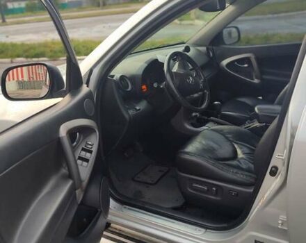 Серый Тойота РАВ 4, объемом двигателя 2 л и пробегом 424 тыс. км за 9000 $, фото 23 на Automoto.ua