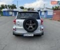 Серый Тойота РАВ 4, объемом двигателя 2 л и пробегом 255 тыс. км за 8800 $, фото 3 на Automoto.ua