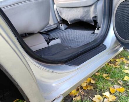 Серый Тойота РАВ 4, объемом двигателя 2.4 л и пробегом 283 тыс. км за 8200 $, фото 7 на Automoto.ua