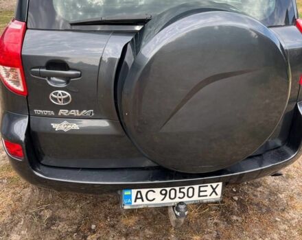 Серый Тойота РАВ 4, объемом двигателя 2.2 л и пробегом 307 тыс. км за 8100 $, фото 3 на Automoto.ua