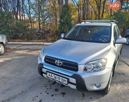 Серый Тойота РАВ 4, объемом двигателя 2 л и пробегом 146 тыс. км за 10600 $, фото 18 на Automoto.ua