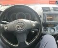 Сірий Тойота РАВ 4, об'ємом двигуна 2.2 л та пробігом 317 тис. км за 8300 $, фото 1 на Automoto.ua