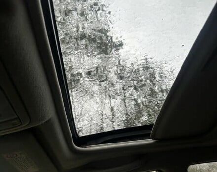 Сірий Тойота РАВ 4, об'ємом двигуна 2 л та пробігом 240 тис. км за 2750 $, фото 5 на Automoto.ua