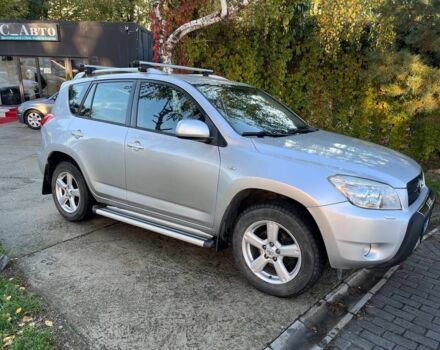 Сірий Тойота РАВ 4, об'ємом двигуна 2 л та пробігом 145 тис. км за 10500 $, фото 4 на Automoto.ua