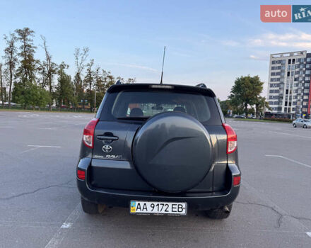 Серый Тойота РАВ 4, объемом двигателя 2 л и пробегом 260 тыс. км за 8700 $, фото 10 на Automoto.ua
