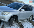 Серый Тойота РАВ 4, объемом двигателя 2 л и пробегом 278 тыс. км за 7900 $, фото 1 на Automoto.ua