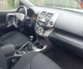 Сірий Тойота РАВ 4, об'ємом двигуна 2.2 л та пробігом 259 тис. км за 8950 $, фото 4 на Automoto.ua