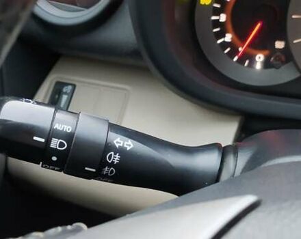 Серый Тойота РАВ 4, объемом двигателя 2.2 л и пробегом 255 тыс. км за 11500 $, фото 47 на Automoto.ua