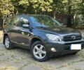 Серый Тойота РАВ 4, объемом двигателя 2 л и пробегом 115 тыс. км за 9300 $, фото 1 на Automoto.ua