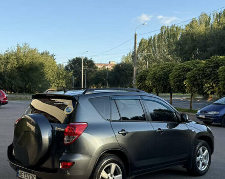 Серый Тойота РАВ 4, объемом двигателя 2 л и пробегом 149 тыс. км за 9500 $, фото 9 на Automoto.ua