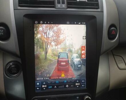 Серый Тойота РАВ 4, объемом двигателя 2.2 л и пробегом 255 тыс. км за 11500 $, фото 58 на Automoto.ua