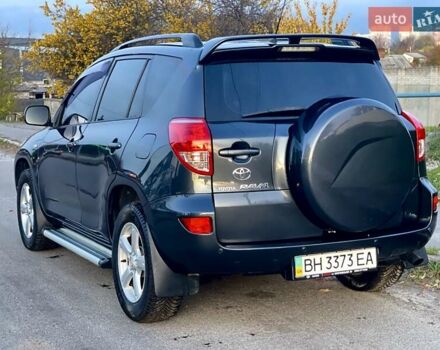 Серый Тойота РАВ 4, объемом двигателя 2 л и пробегом 174 тыс. км за 9600 $, фото 5 на Automoto.ua