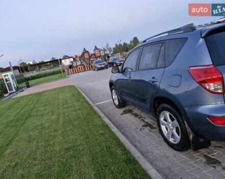 Сірий Тойота РАВ 4, об'ємом двигуна 2 л та пробігом 190 тис. км за 8999 $, фото 9 на Automoto.ua