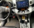 Серый Тойота РАВ 4, объемом двигателя 2 л и пробегом 136 тыс. км за 9900 $, фото 6 на Automoto.ua