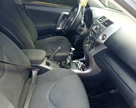 Серый Тойота РАВ 4, объемом двигателя 2.2 л и пробегом 257 тыс. км за 9000 $, фото 15 на Automoto.ua