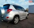 Сірий Тойота РАВ 4, об'ємом двигуна 2 л та пробігом 196 тис. км за 9100 $, фото 1 на Automoto.ua
