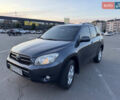 Сірий Тойота РАВ 4, об'ємом двигуна 2 л та пробігом 260 тис. км за 8700 $, фото 1 на Automoto.ua