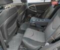 Сірий Тойота РАВ 4, об'ємом двигуна 2 л та пробігом 170 тис. км за 8699 $, фото 39 на Automoto.ua